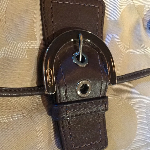 Coach purse - Picture 3 of 6